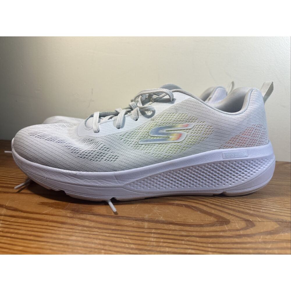 Skechers Women's Go Run Elevate-Levana Sneaker Size 10 - Picture 3 of 9